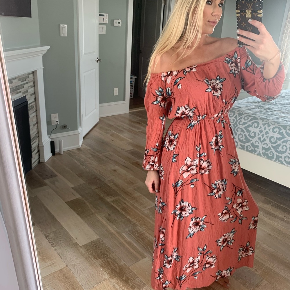 Billabong Off the shoulder maxi dress